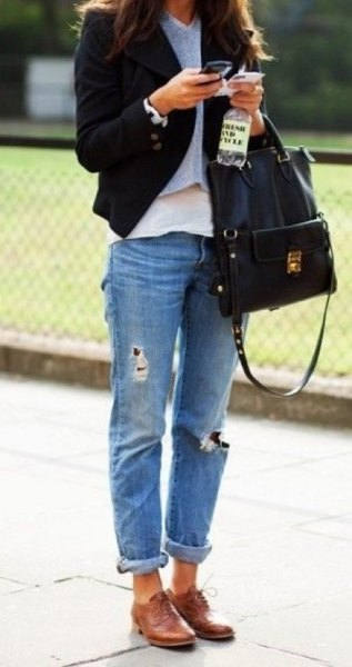 black blazer with gray sweater and blue boyfriend jeans with cuff