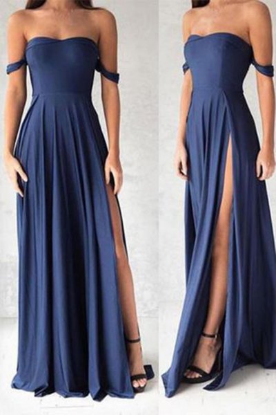 Fit and flare maxi navy blue dress with open toes black heels
