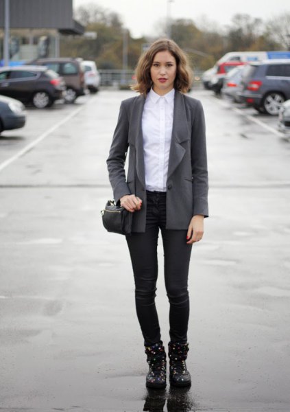 gray oversized blazer with white shirt and black slim suit pants