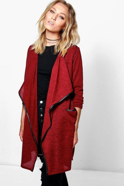 long red linen jacket with black crew-neck t-shirt and skinny jeans