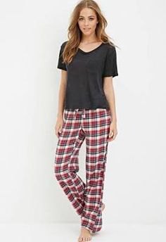 gray t-shirt with v-neck and checked trousers with a relaxed fit