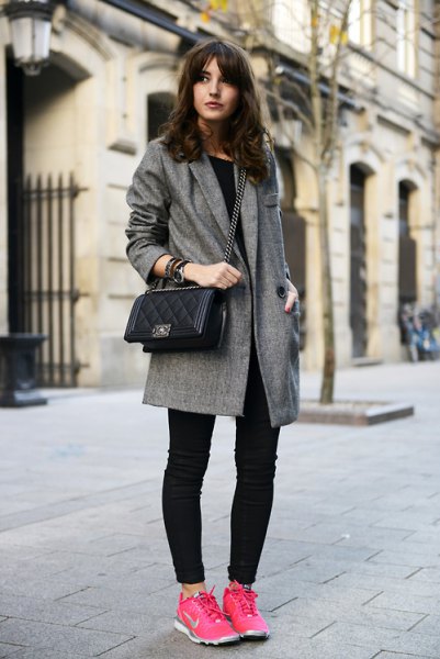 gray tweed longline blazer with dark skinny jeans and pink hiking tennis shoes
