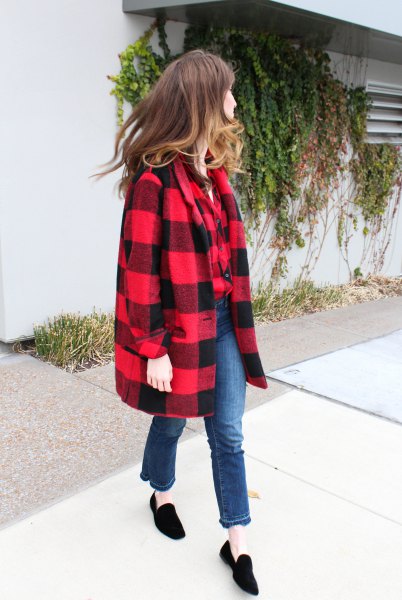 red and black wool coat with black suede shoes