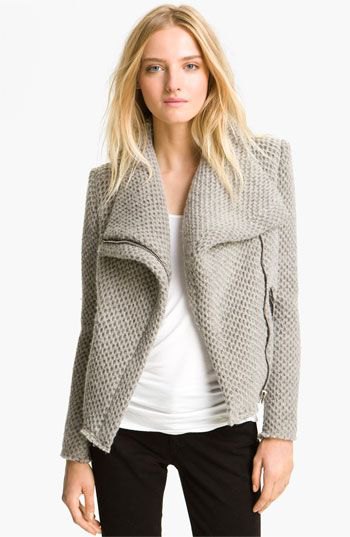 Light gray knit blazer with white top and black skinny jeans