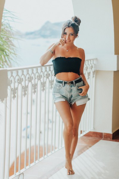 short black tube top with mini jeans shorts with belt