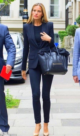 Navy blue blazer with matching leggings and light pink heels