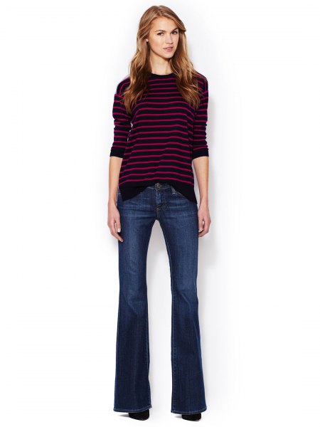 gray and white striped sweater with crew neck with dark blue low inflated jeans