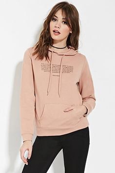 pink pink graphic shirt with black skinny jeans and choker