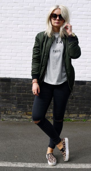 dark gray jacket with sweater and black ripped skinny jeans