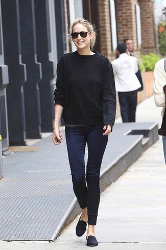 black casual fit knit sweater with navy blue skinny jeans and suede