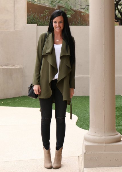 green chiffon cardigan with waterfall with black skinny jeans and suede with camel