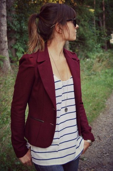 burgundy short blazer with black and white scoop neck vest