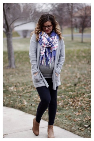 gray casual fit cardigan with blue and white checkered lace scarf