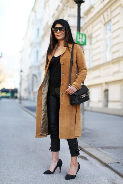 camel midi length suede rock with all black outfit