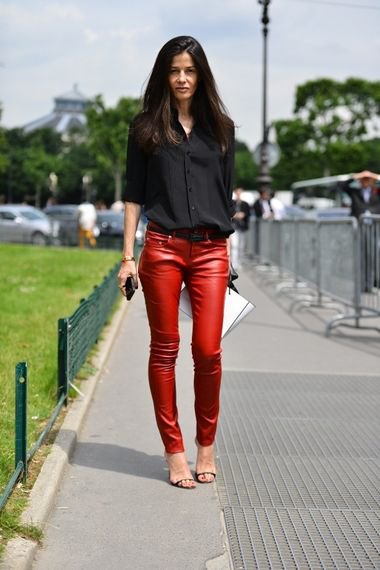 black button up shirt with red skinny pants