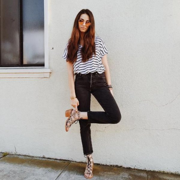 black and white striped short-sleeved t-shirt with slim high waist jeans