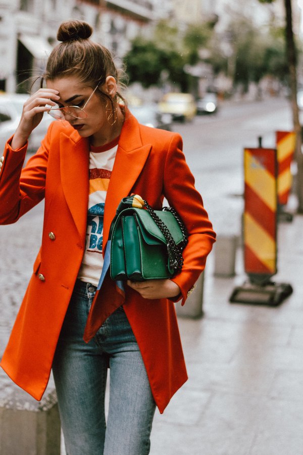 Best orange oversized double breasted blazer with printed tee and gray jeans