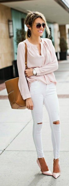blush v-neck blouse with white ripped jeans and heels
