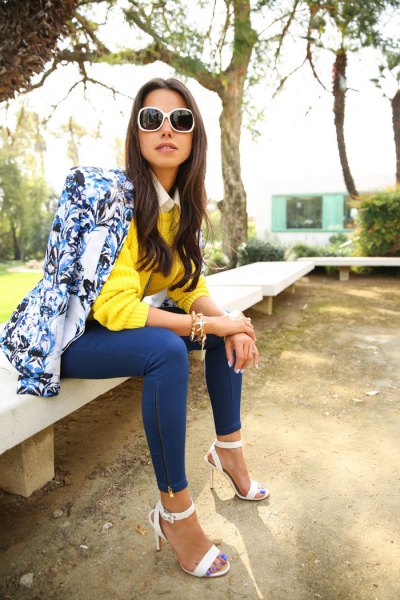 blue print blazer with lemon yellow sweater and skinny jeans