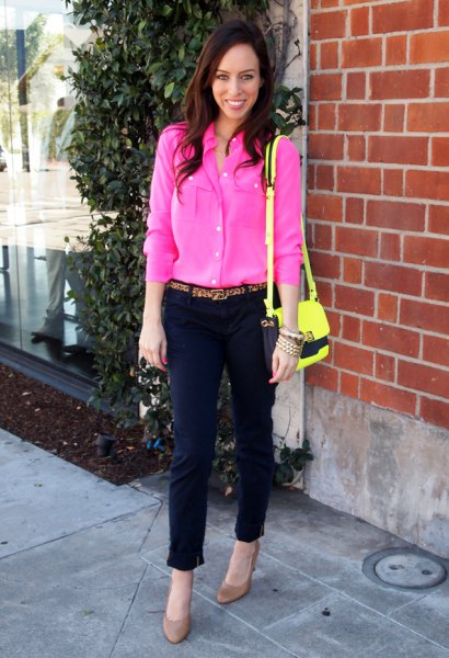 warm pink button up blouse with cropped pants and yellow shoulder bag
