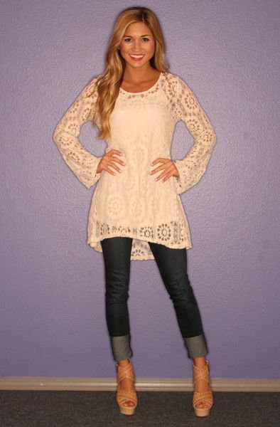 light yellow dress sleeved tunic with top in cuffed skinny jeans