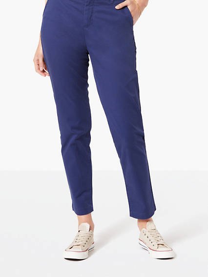 navy blue cropped chinos with white blouse