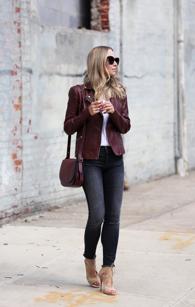 burgundy jacket with white tee and light pink trimmed heels