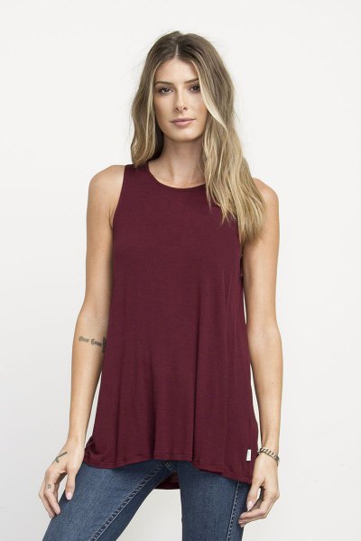 burgundy tunic lounge with gray-blue skinny jeans