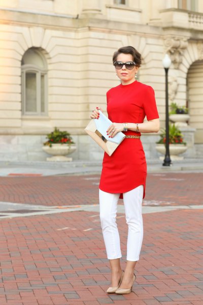 thin cut tunic top with white cropped slim jeans