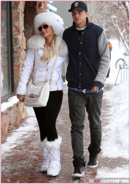 white faux fur collar with matching snow boots