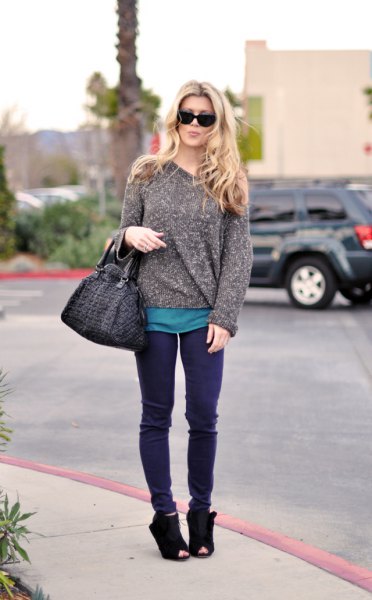 Heather gray chunky sweater with purple jeans and suede shoes
