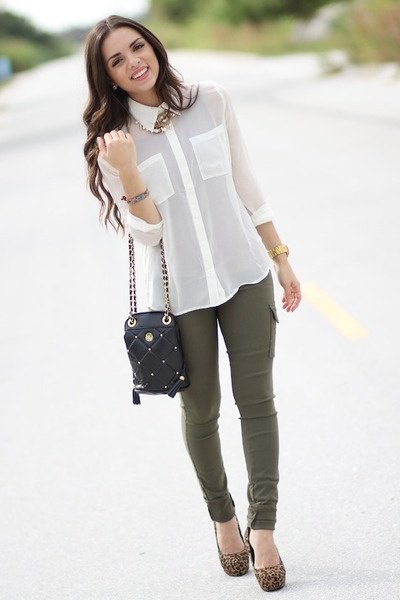 white chiffon button shirt with olive skinny jeans