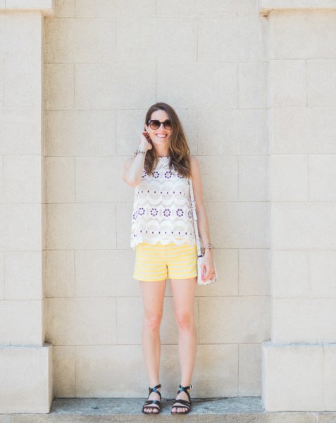 pale yellow shorts with white pink and blue combed border sleeveless top