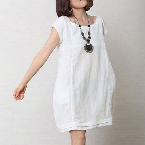 short sleeve mini white cotton dress with boho necklace