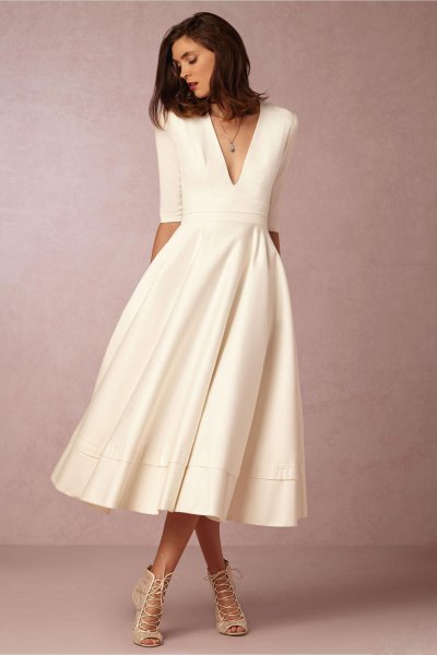 white half-heated deep v-mid mid flared dress