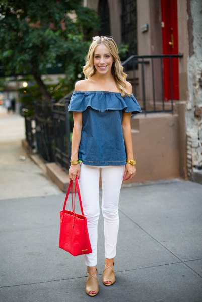 denim ruffle top with white skinny jeans