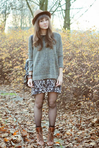 gray knitted sweater mid calf shoes