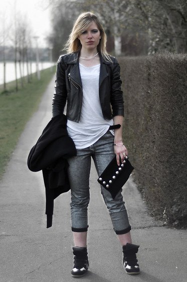 white long tee black leather jacket