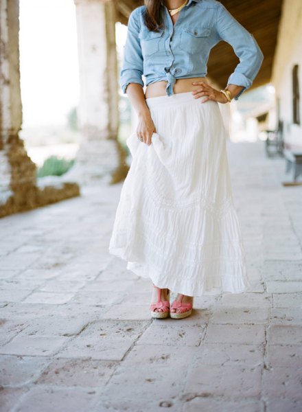 light blue chambray knotted shirt white maxi deferred skirt