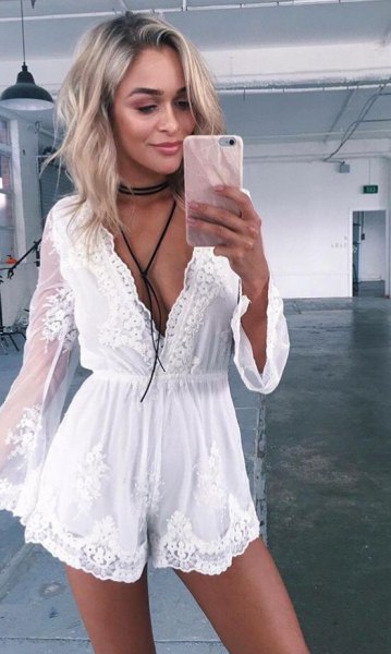 white deep v-neck floating lace shorts with choker