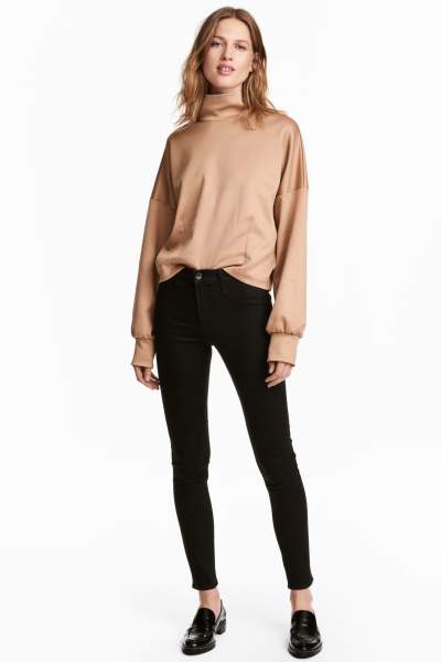 pink gold turtleneck sweater black skinny ankle boots