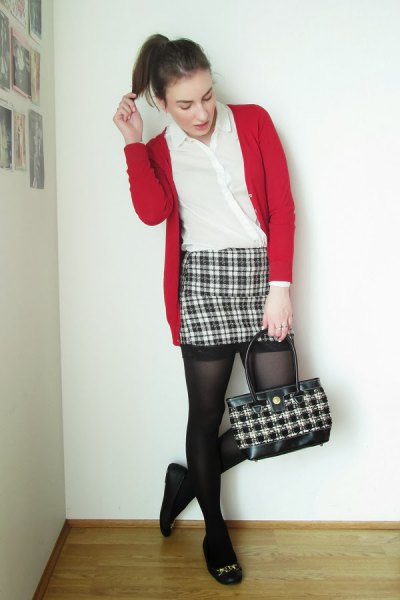black and white checkered bodycon mini skirt red cardigan