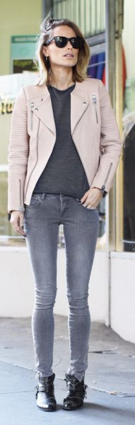 gray sweater skinny jeans