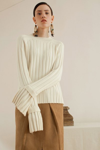 white ribbed camel wool skirt