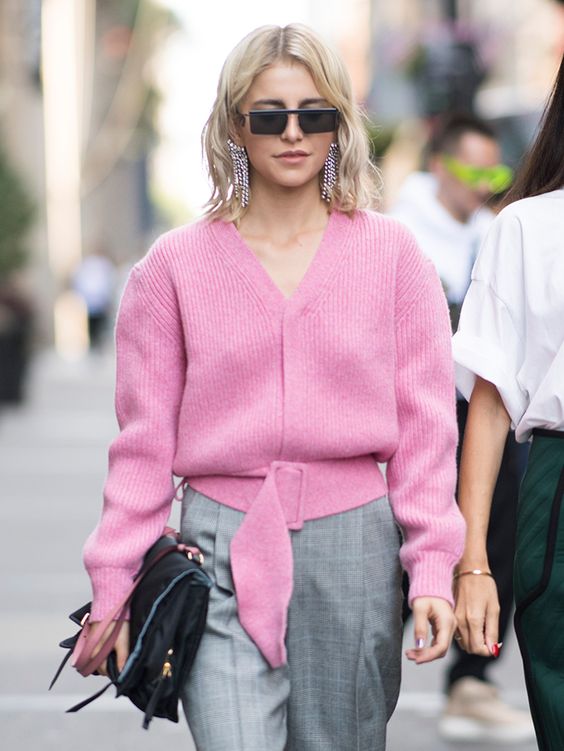 sweater with v-pink pink plaid