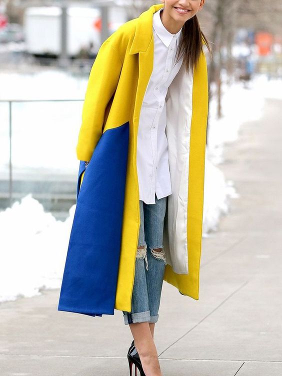 yellow-blue outfit two-color coat