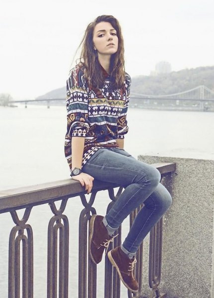 colorful pattern sweater jeans chuck boots