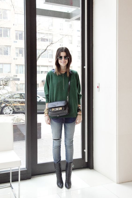 middle calf boots green sweater