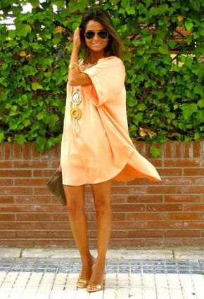 orange mini-shift dress with wide sleeve and bronze heels with open toe