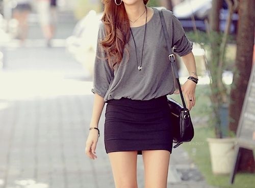 baggy shirt tight skirt | Fashion, Pencil skirt outfits, Bodycon .